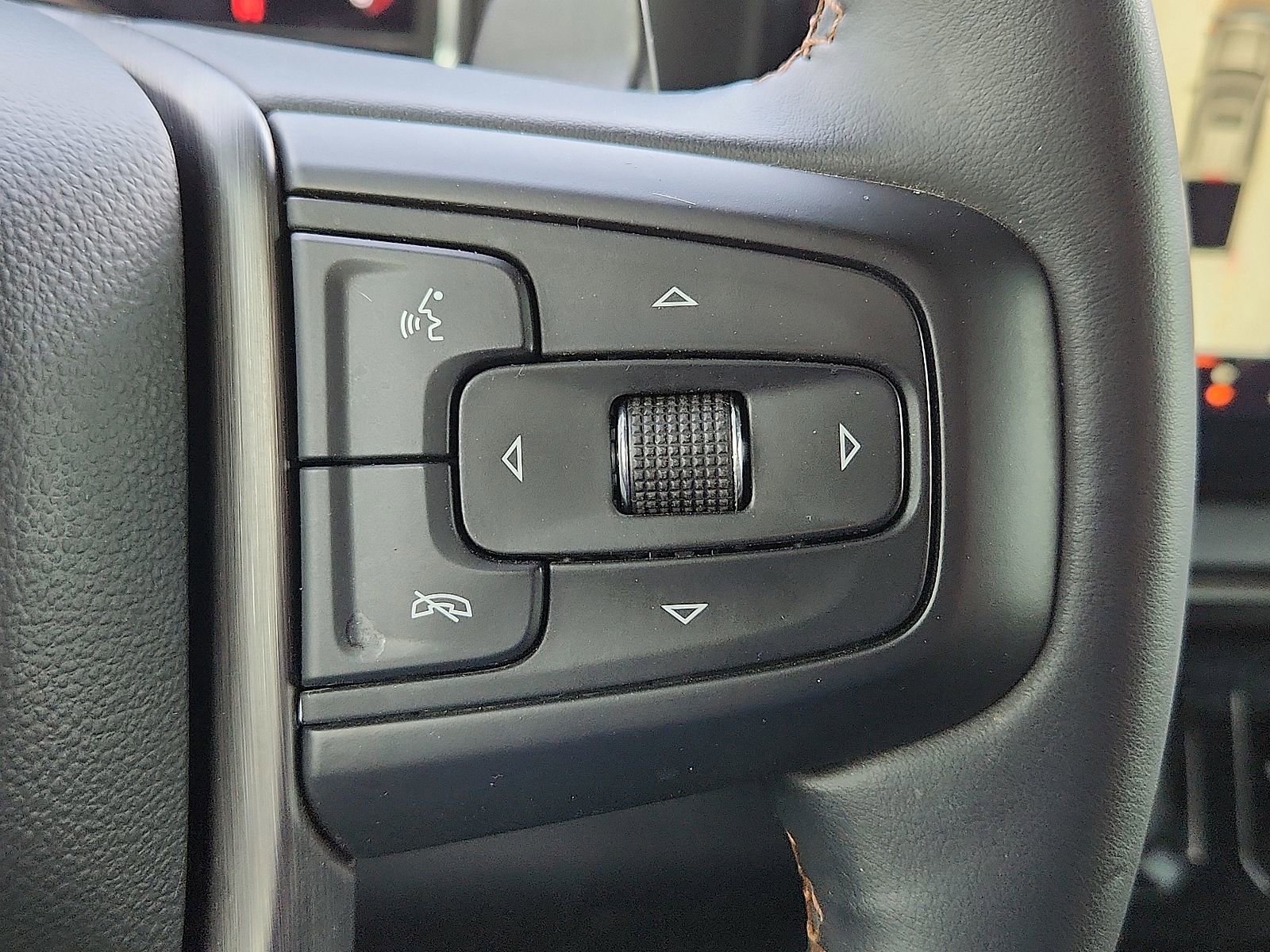 Used 2024 GMC Sierra 1500 AT4 w/ AT4 Preferred Package image 18