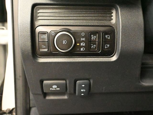 Used 2025 Ford F250 Platinum w/ FX4 Off-Road Package image 34