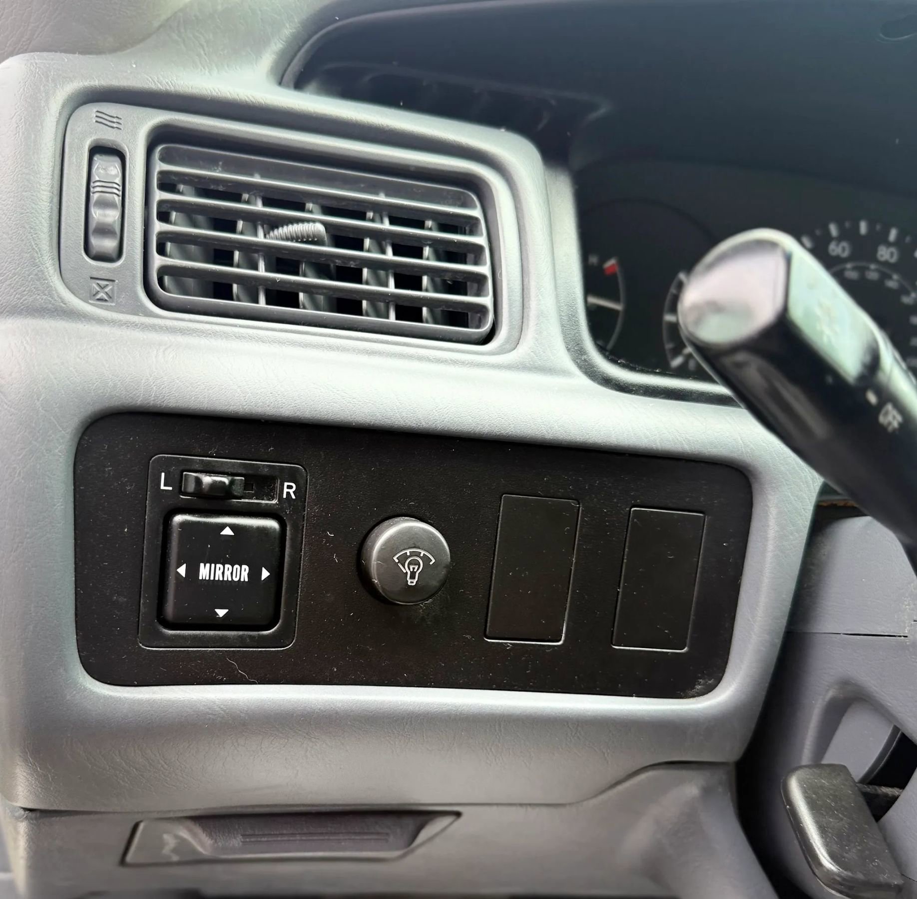 Used 2001 Toyota Camry CE FWD image 17