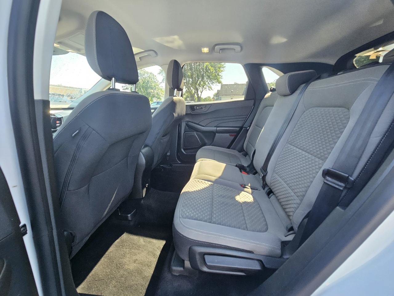 Used 2022 Ford Escape SE FWD image 22