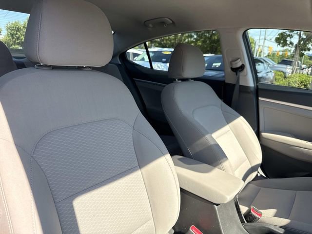 Used 2019 Hyundai Elantra SE FWD image 9