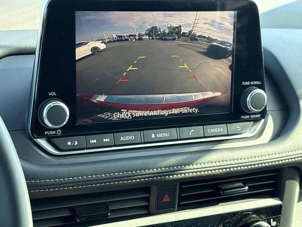 Used 2026 Nissan Rogue SV w/ Cold Weather Package FWD image 30
