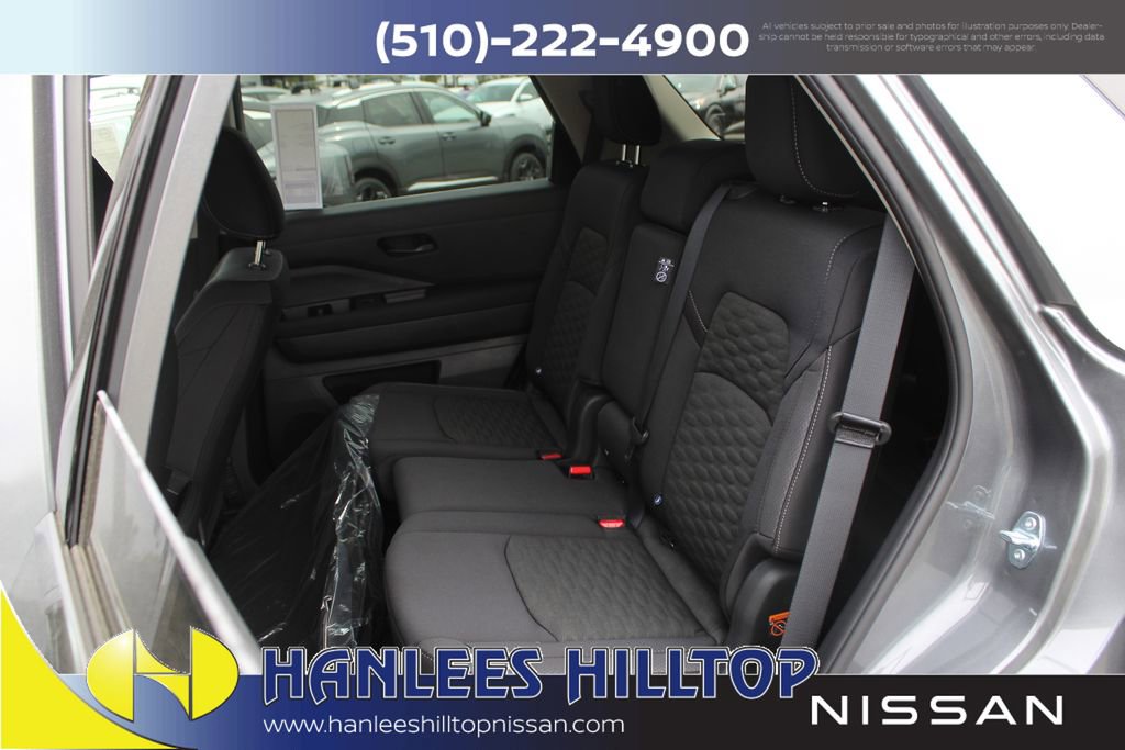 New 2026 Nissan Pathfinder SV w/ Cargo Package AWD/4WD image 15