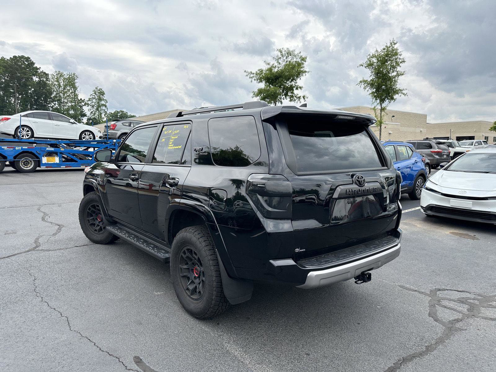 Used 2023 Toyota 4Runner TRD Off-Road Premium w/ Off Road Premium Plus Package AWD/4WD image 8