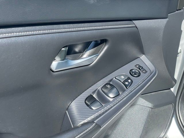 Used 2023 Nissan Sentra S FWD image 11