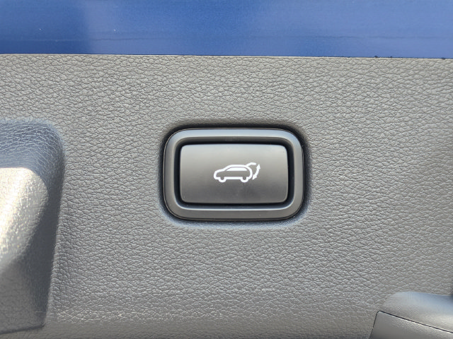 Used 2025 Kia Sportage EX w/ Premium Package FWD image 21