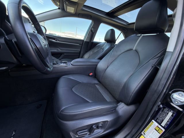 Used 2021 Toyota Camry XSE image 25