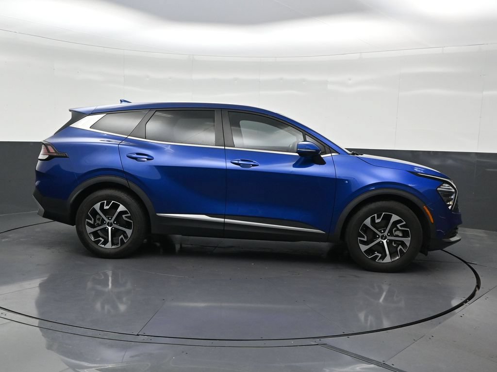 Used 2024 Kia Sportage EX FWD image 7