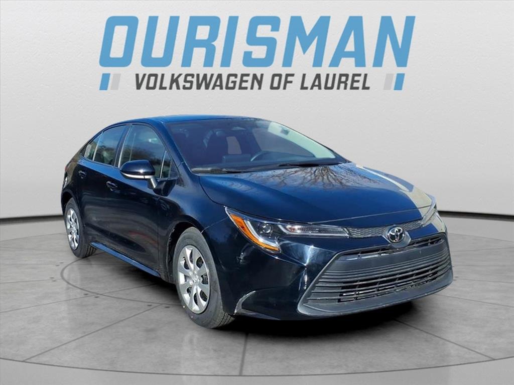 Used 2025 Toyota Corolla LE