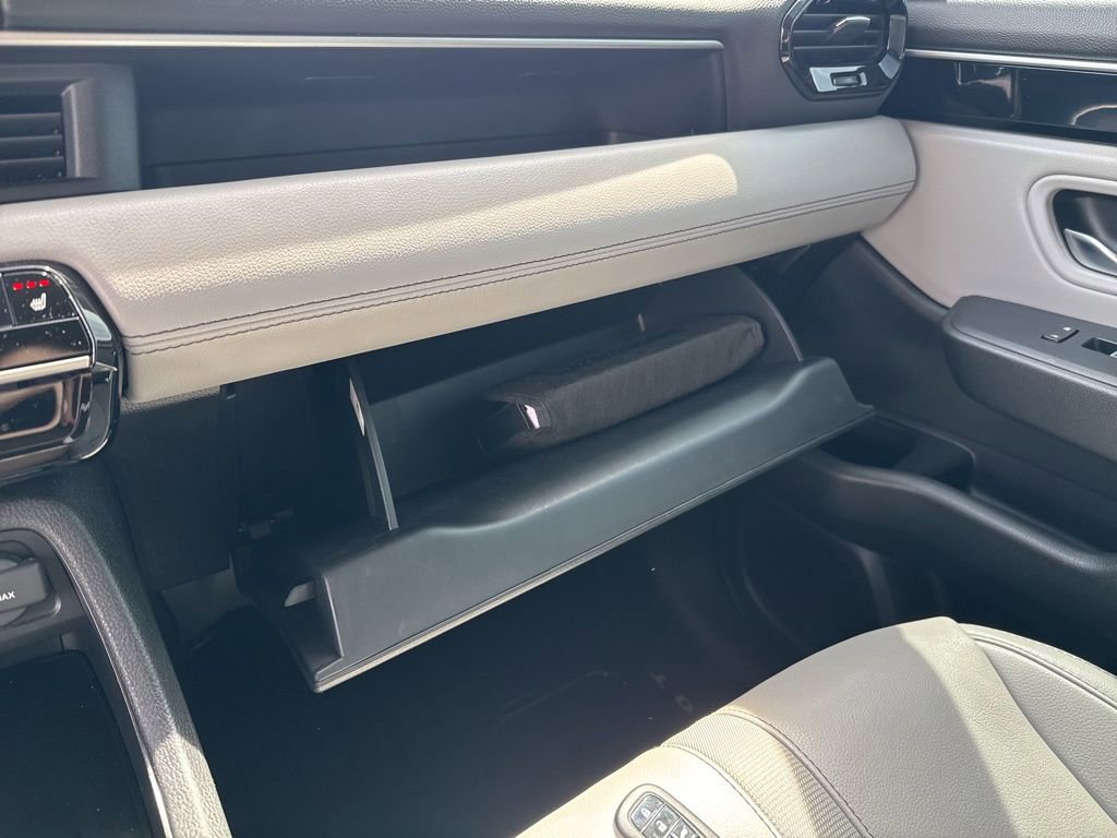 Certified 2023 Honda Pilot Touring image 26