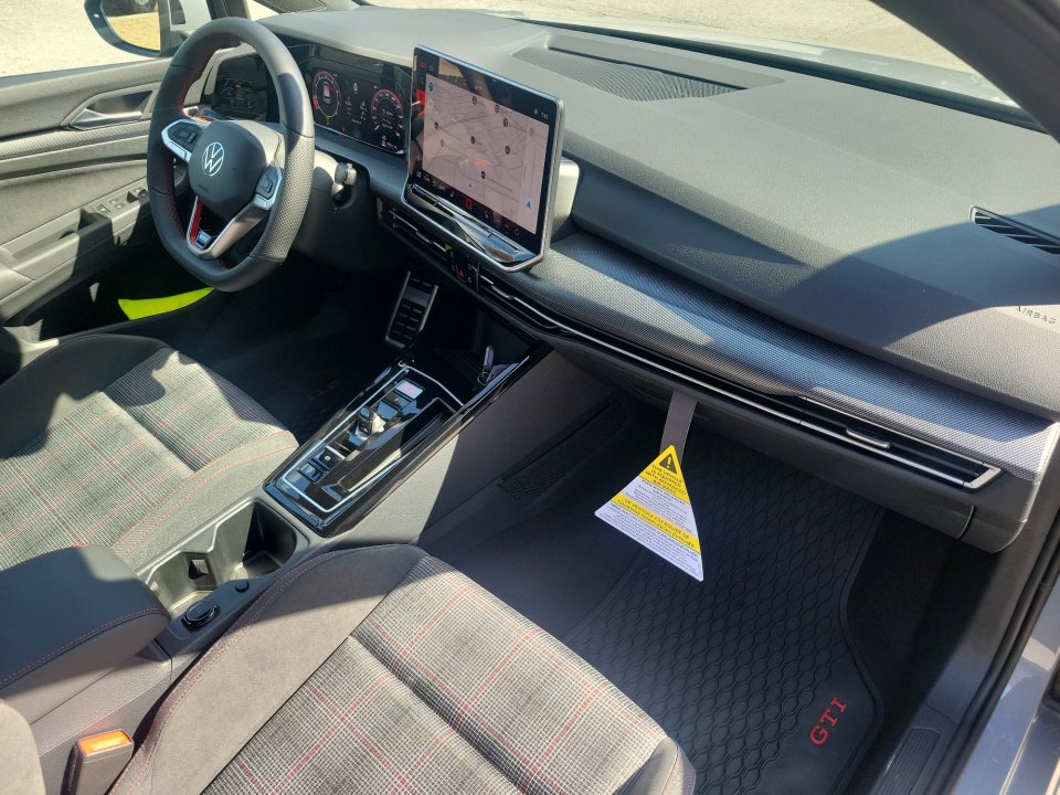 New 2026 Volkswagen Golf S image 28