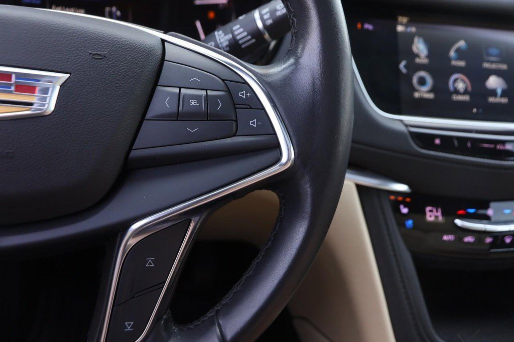 Used 2019 Cadillac XT5 Premium Luxury FWD image 14