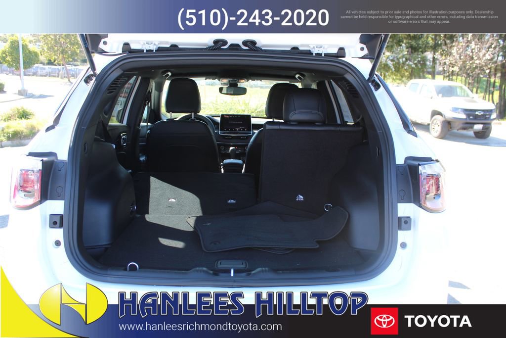 Used 2026 Jeep Compass Latitude image 10