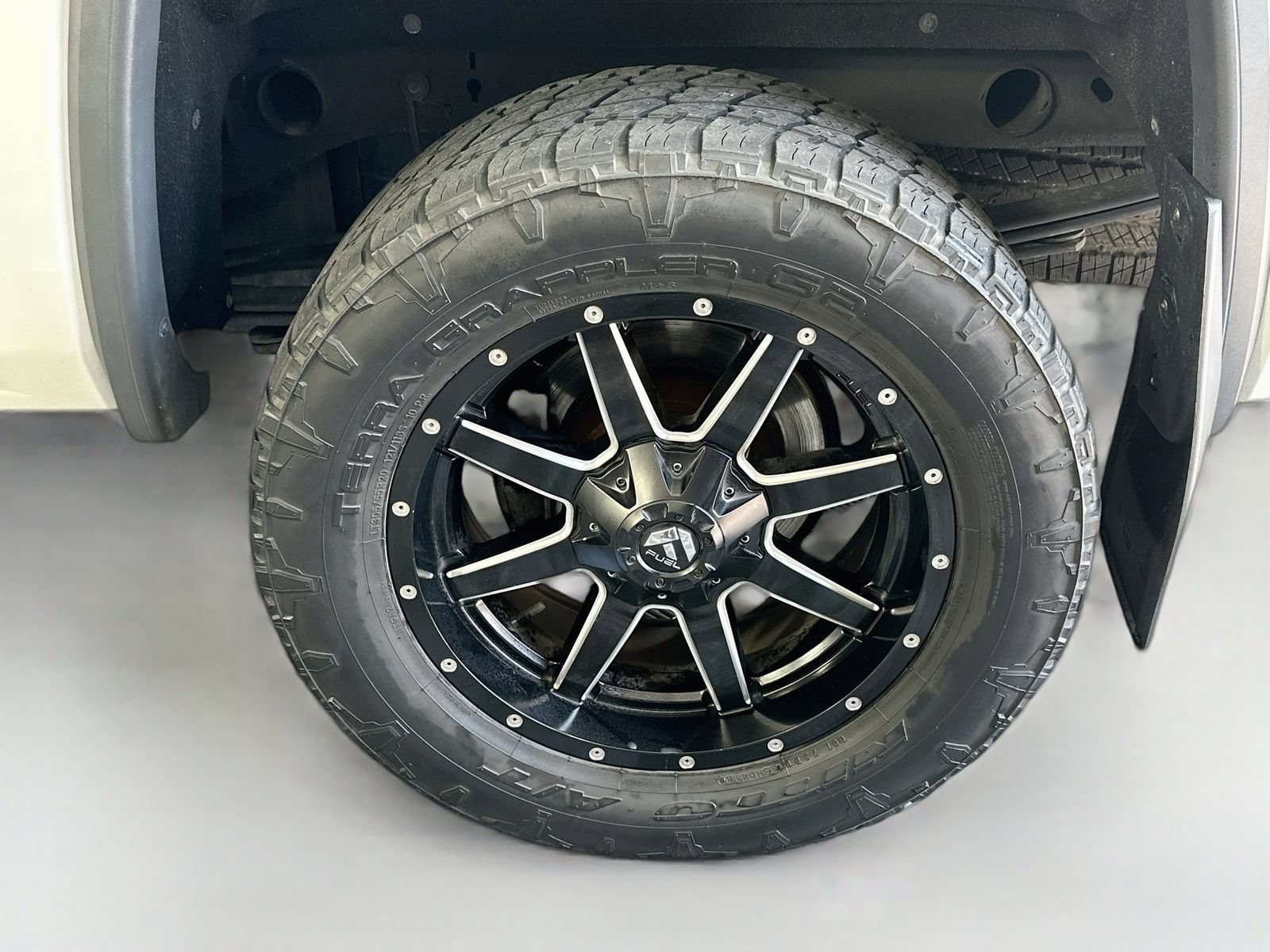 Used 2018 GMC Sierra 1500 SLT w/ SLT Premium Package AWD/4WD image 35