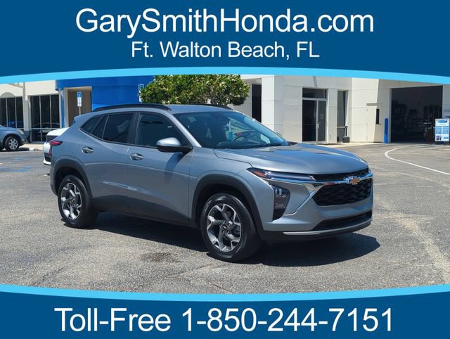 Used 2026 Chevrolet Trax LT w/ Driver Confidence Package FWD image 1