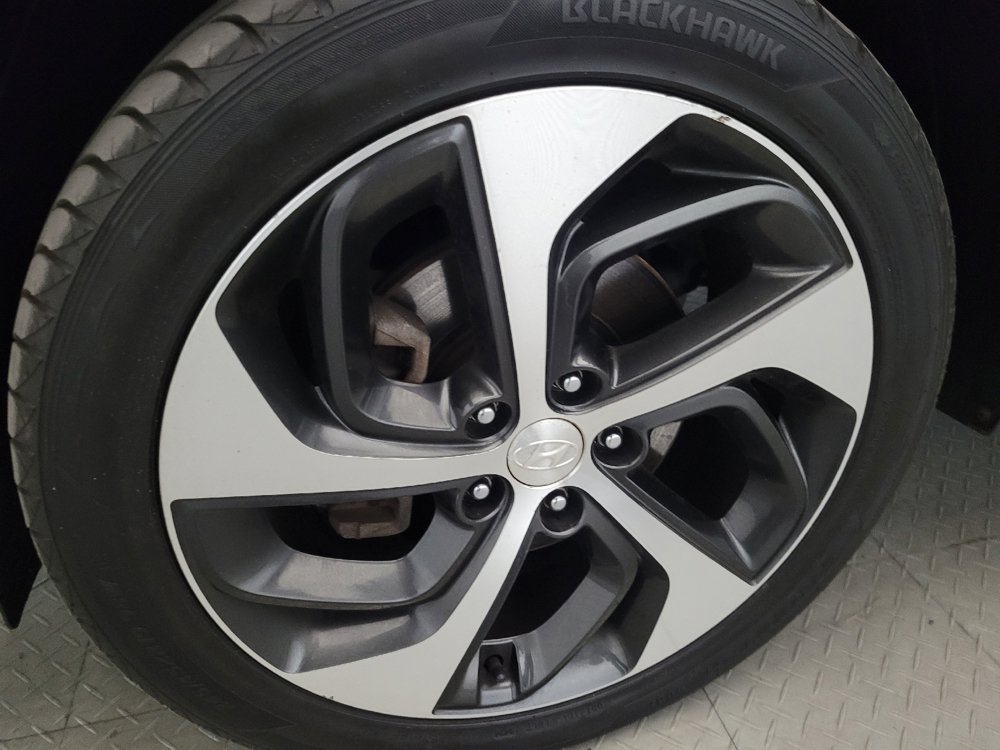 Used 2016 Hyundai Tucson Sport AWD/4WD image 31