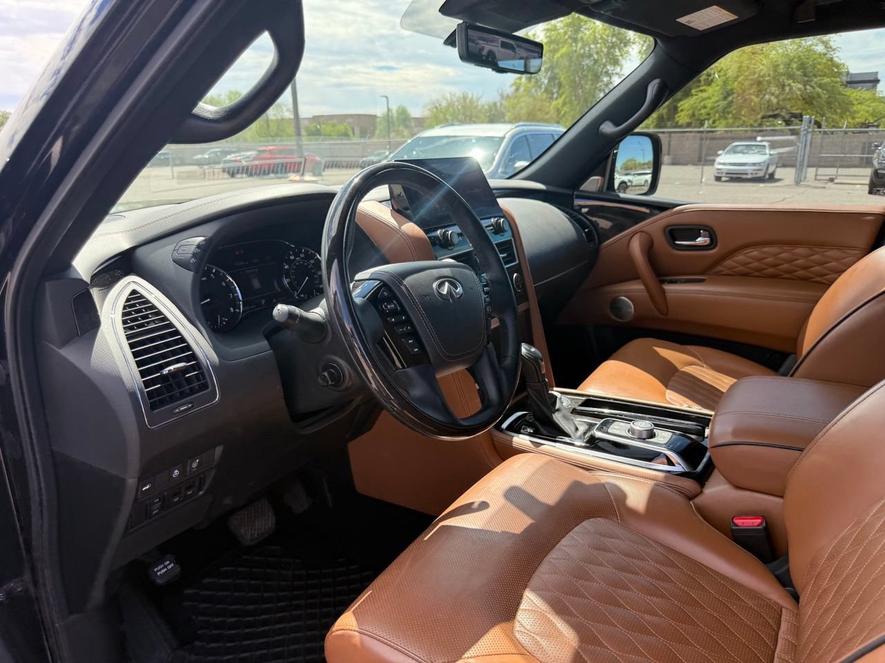 Certified 2024 INFINITI QX80 Sensory w/ Cargo Package AWD/4WD image 14