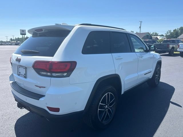 Used 2018 Jeep Grand Cherokee Trailhawk w/ Trailhawk Luxury Group AWD/4WD image 5