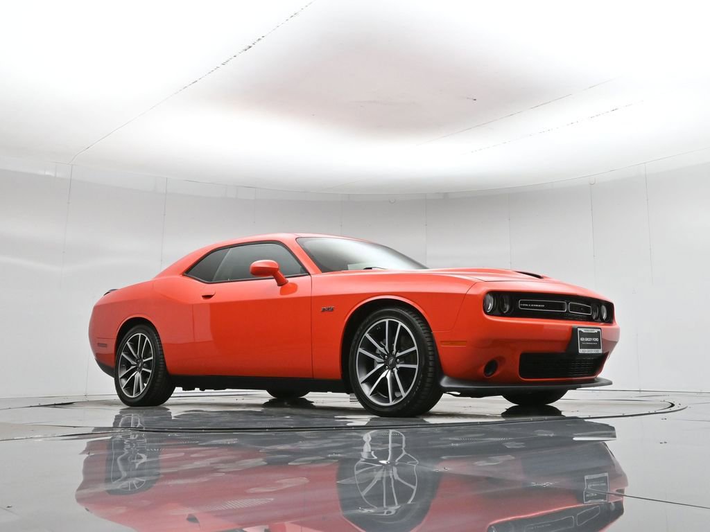 Used 2023 Dodge Challenger R/T image 4