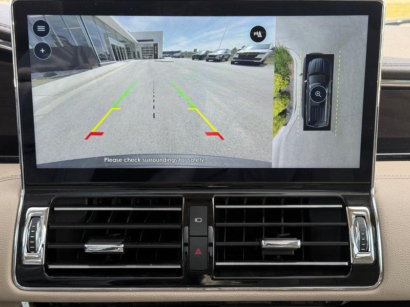 Certified 2024 Lincoln Navigator Reserve AWD/4WD image 22