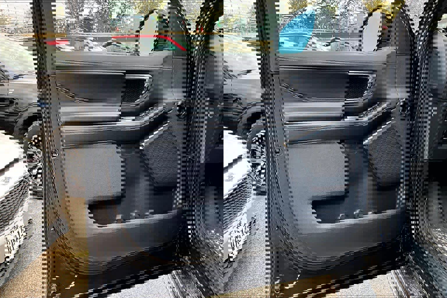 Certified 2025 Ford Expedition Platinum w/ Stealth Appearance Package image 22