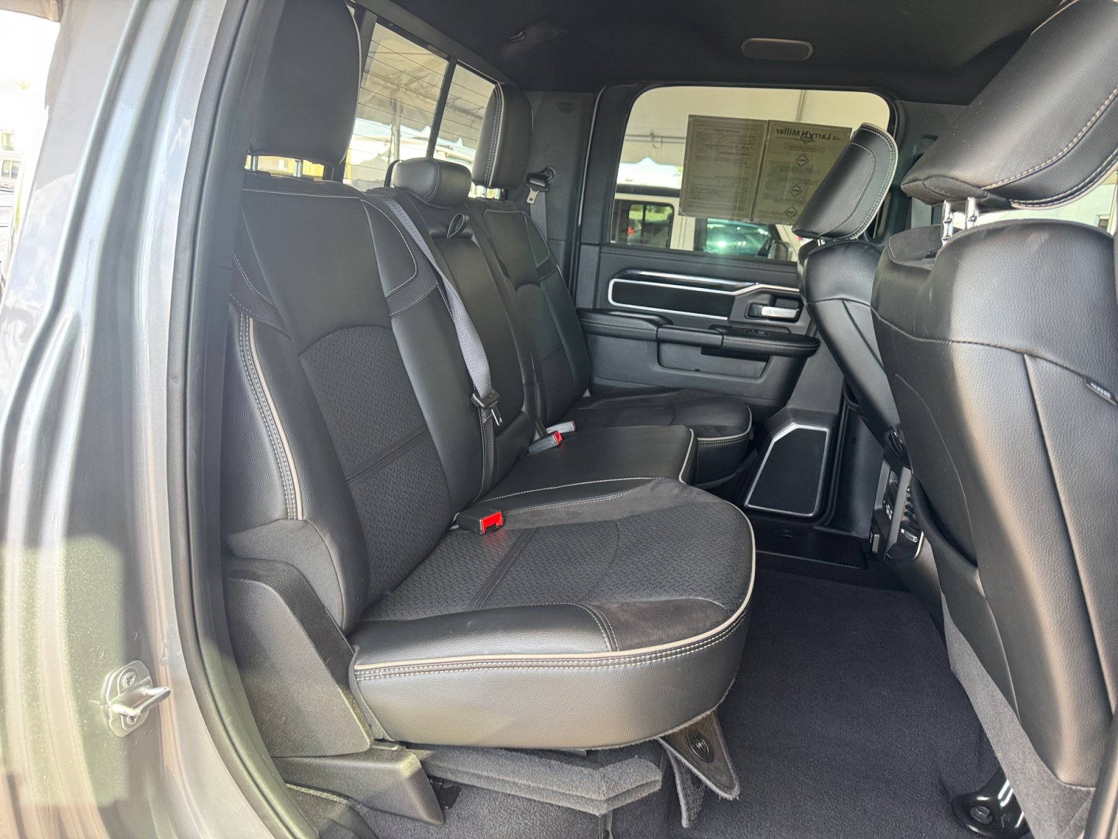 Used 2022 RAM 2500 Laramie AWD/4WD image 30