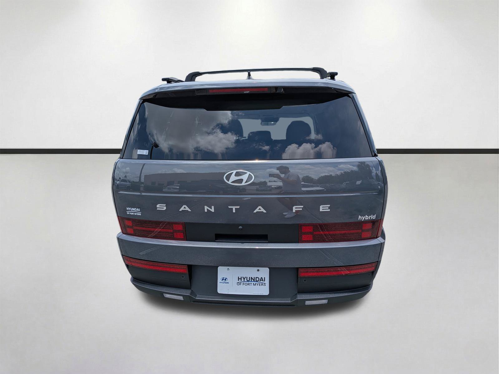 Used 2025 Hyundai Santa Fe SEL FWD image 5