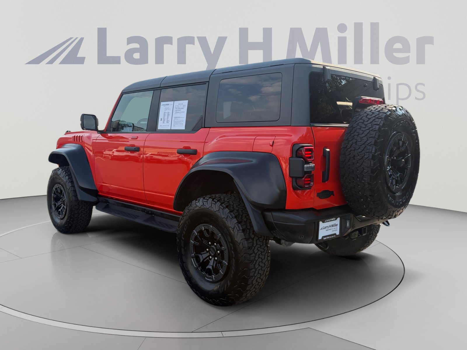 Used 2022 Ford Bronco Raptor AWD/4WD image 3