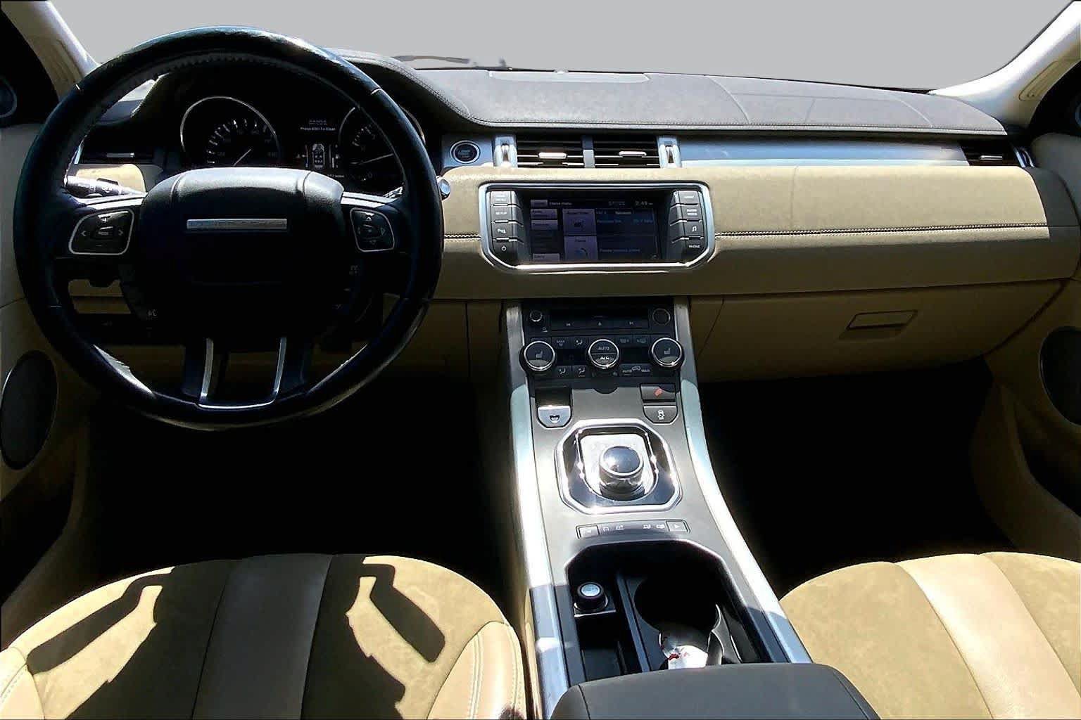 Used 2013 Land Rover Range Rover Evoque Pure AWD/4WD image 16