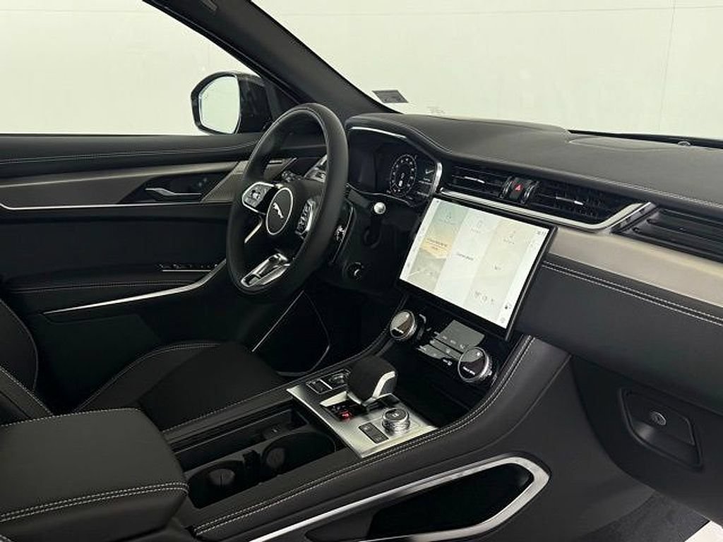 New 2026 Jaguar F-PACE R-Dynamic S AWD/4WD image 18