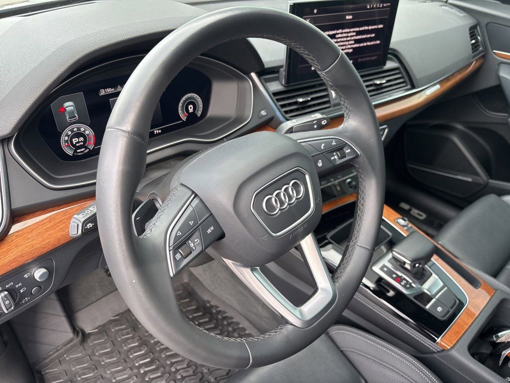 Used 2023 Audi Q5 2.0T Prestige w/ Prestige Package image 19
