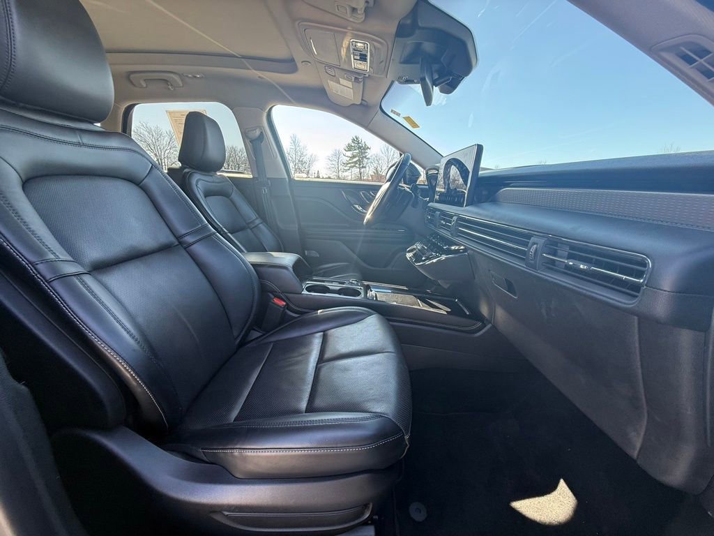 Used 2023 Lincoln Corsair Reserve w/ Equipment Group 201A image 34