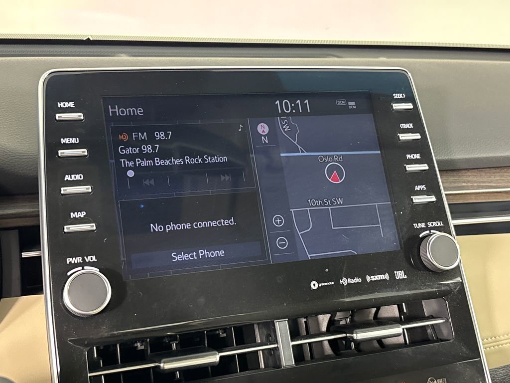 Certified 2021 Toyota Avalon XLE w/ Moonroof Package image 19