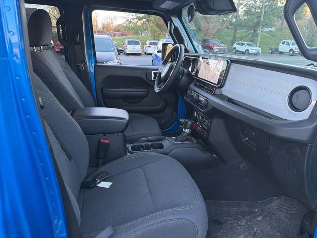Used 2024 Jeep Gladiator Willys image 20