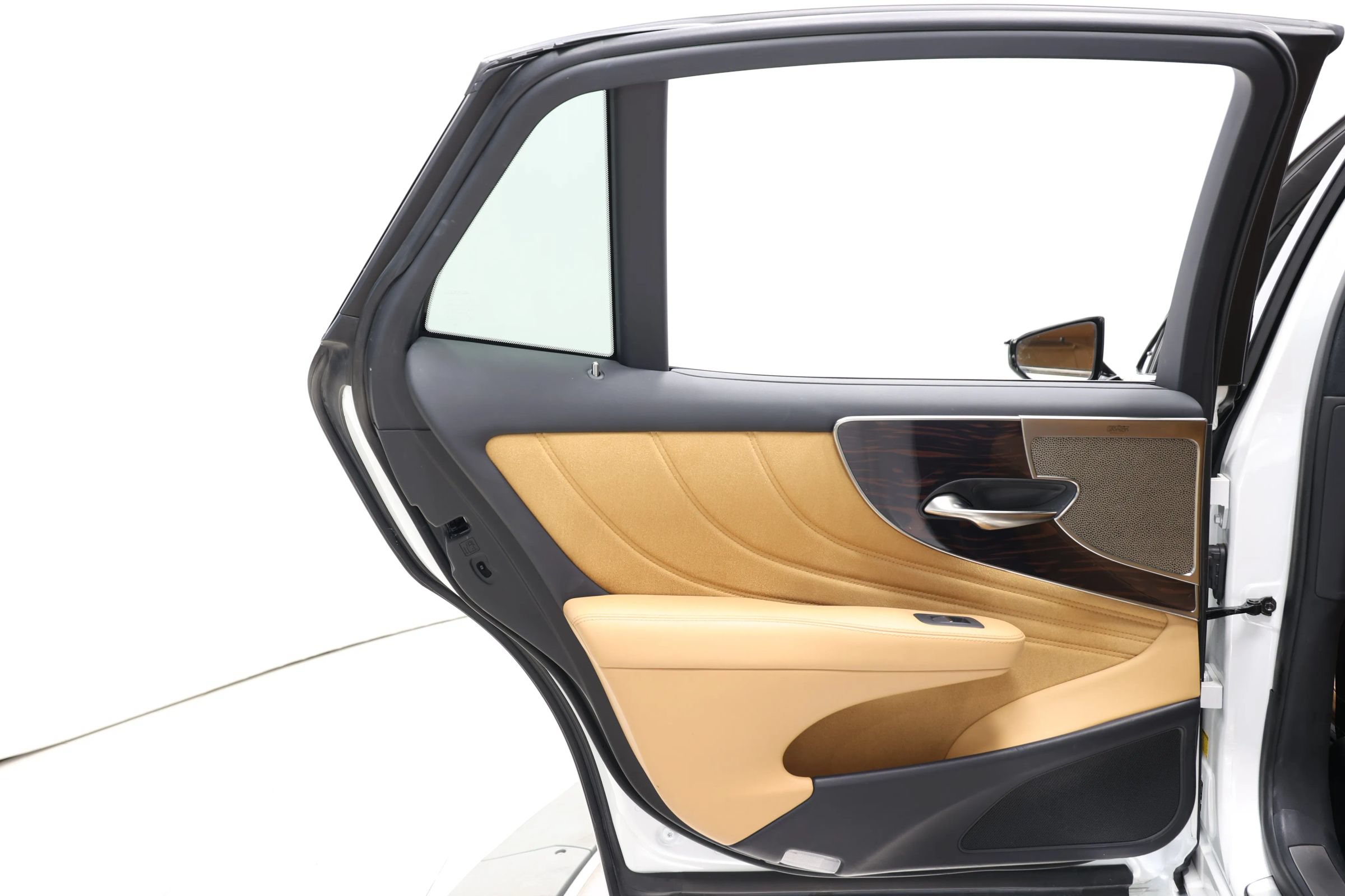 Used 2024 Lexus LS 500 w/ Interior Upgrade Package RWD image 52