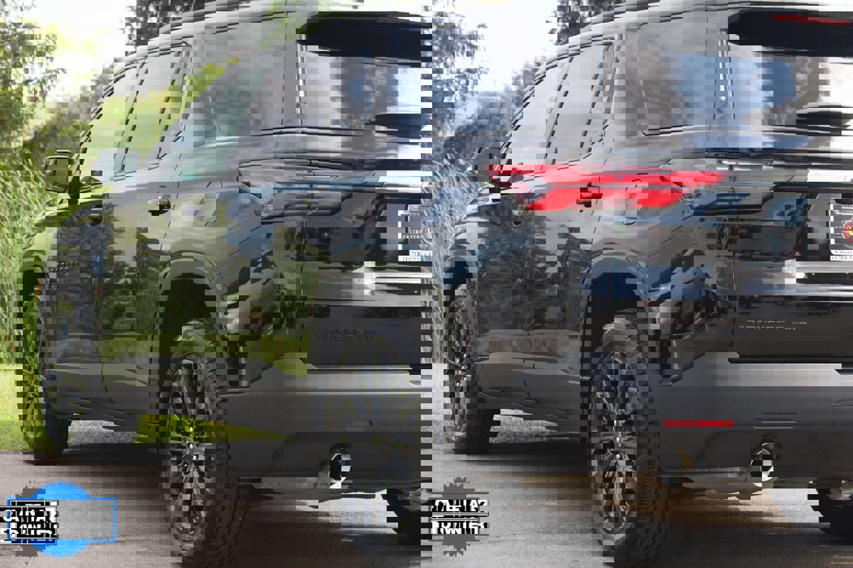 Used 2023 Chevrolet Traverse RS w/ LPO, Floor Liner Package image 30