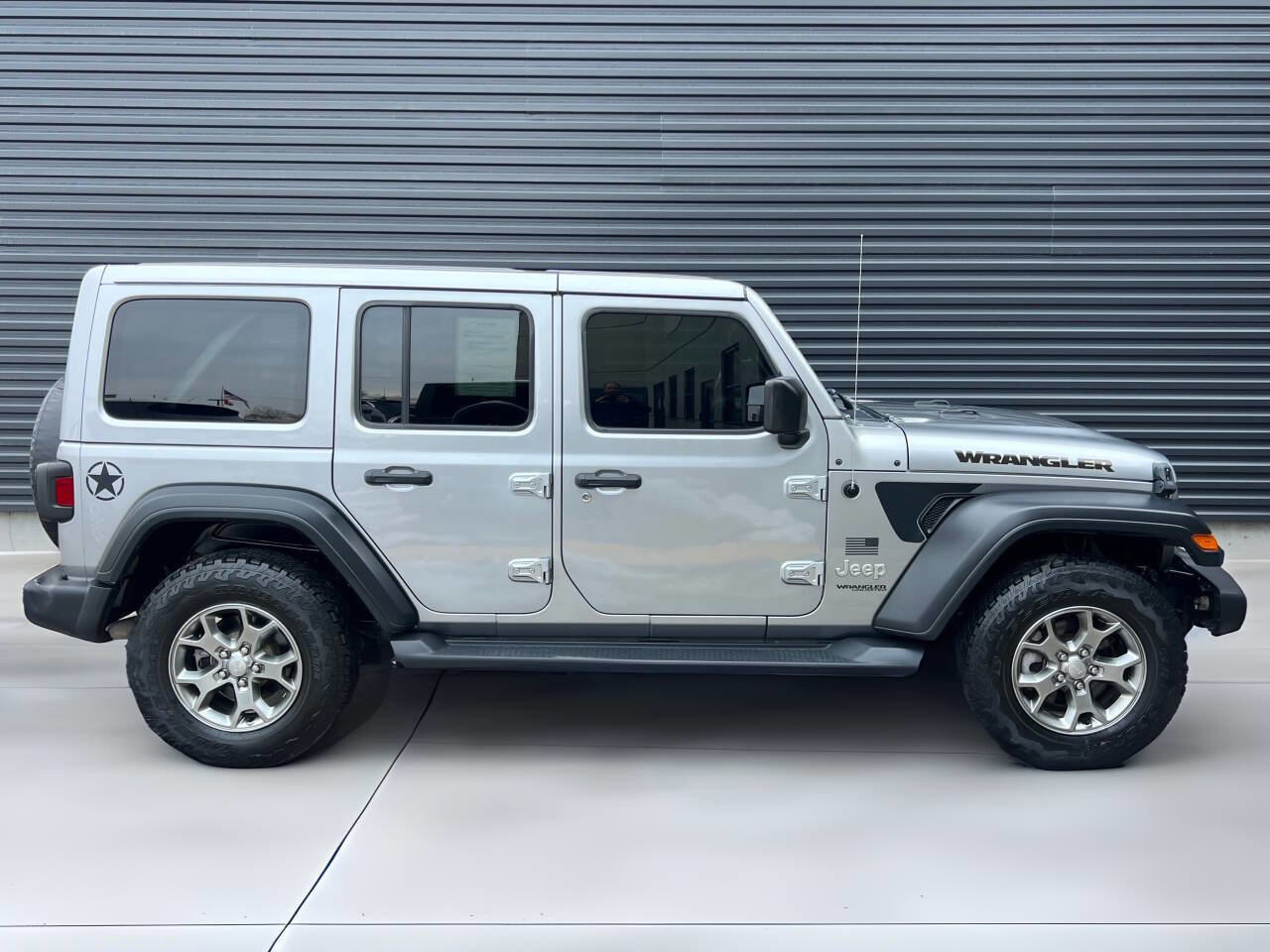 Used 2020 Jeep Wrangler Unlimited Sport AWD/4WD image 11