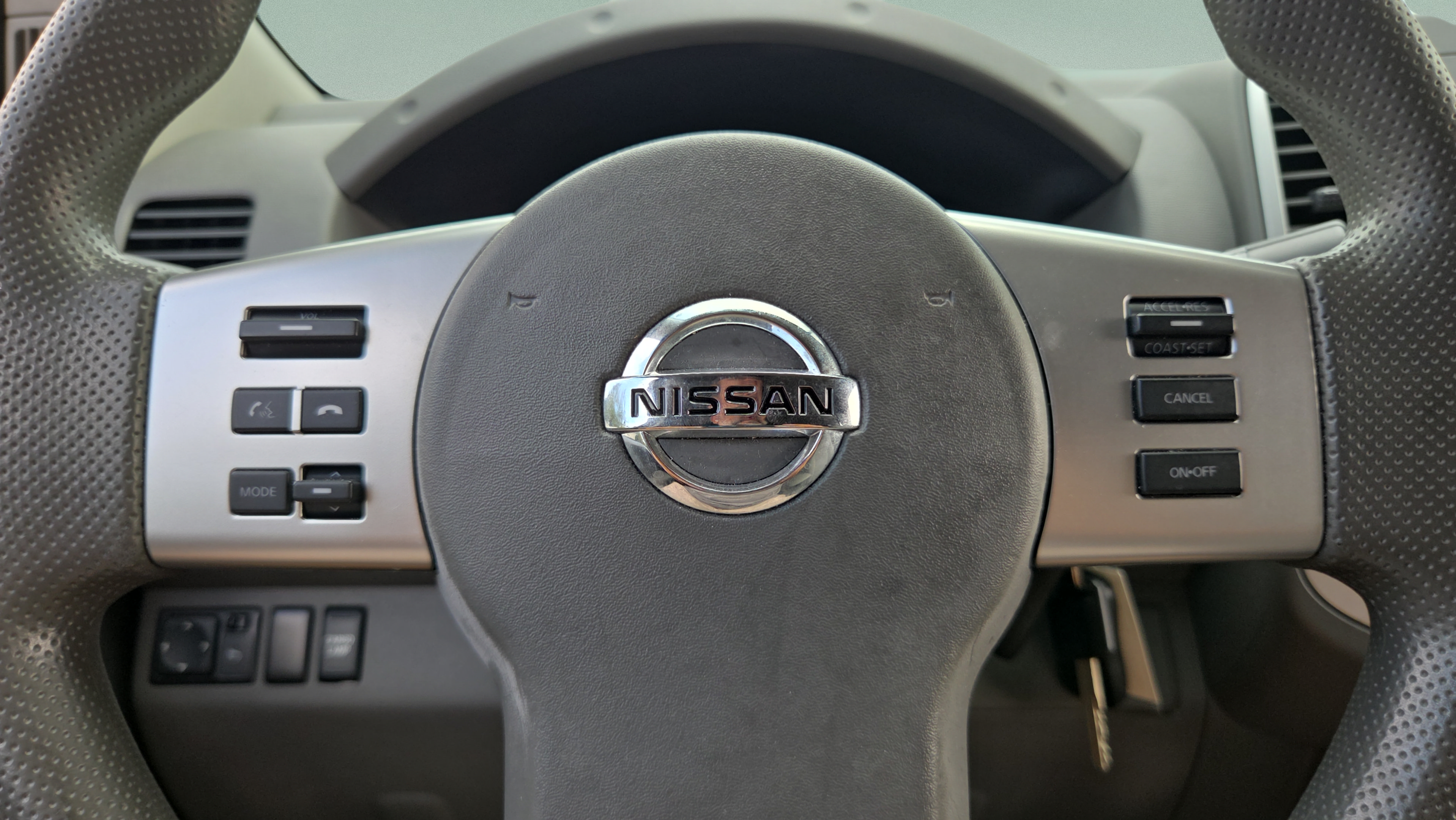 Used 2017 Nissan Frontier SV RWD image 30