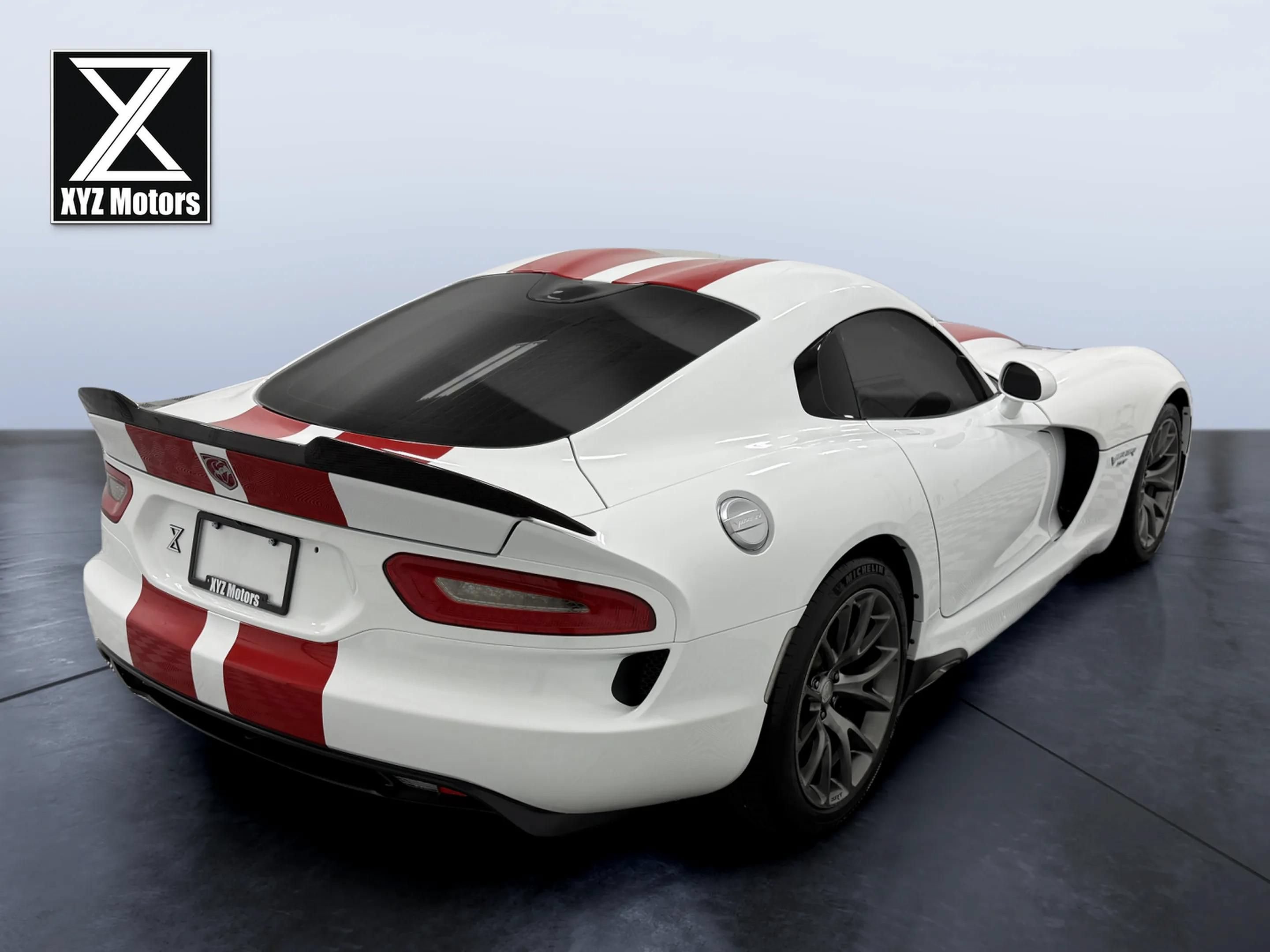 Used 2016 Dodge Viper w/ Quick Order Package 22J GT RWD image 6