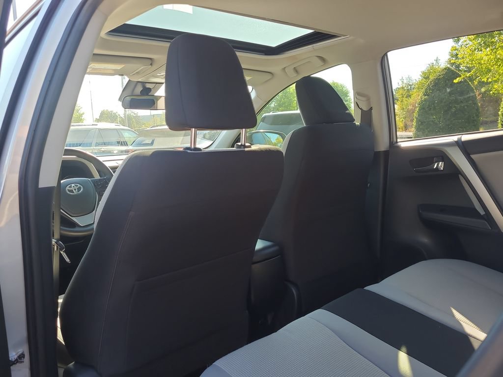Used 2018 Toyota RAV4 XLE w/ Plus Extra Value Package FWD image 12
