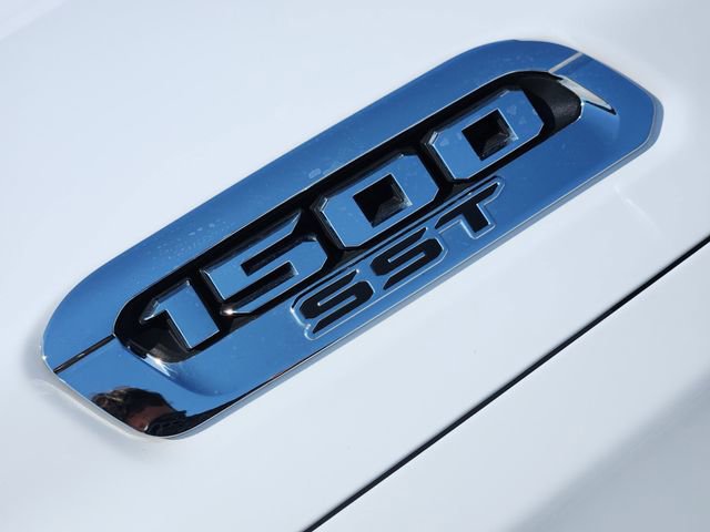Used 2025 RAM 1500 Lone Star image 13