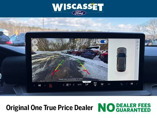 New 2026 Ford Explorer Active w/ Active Comfort Package image 12