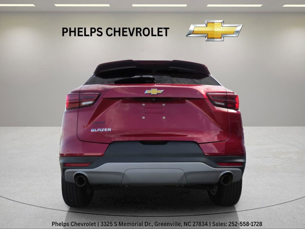 Certified 2023 Chevrolet Blazer LT w/ Driver Confidence Package FWD image 5