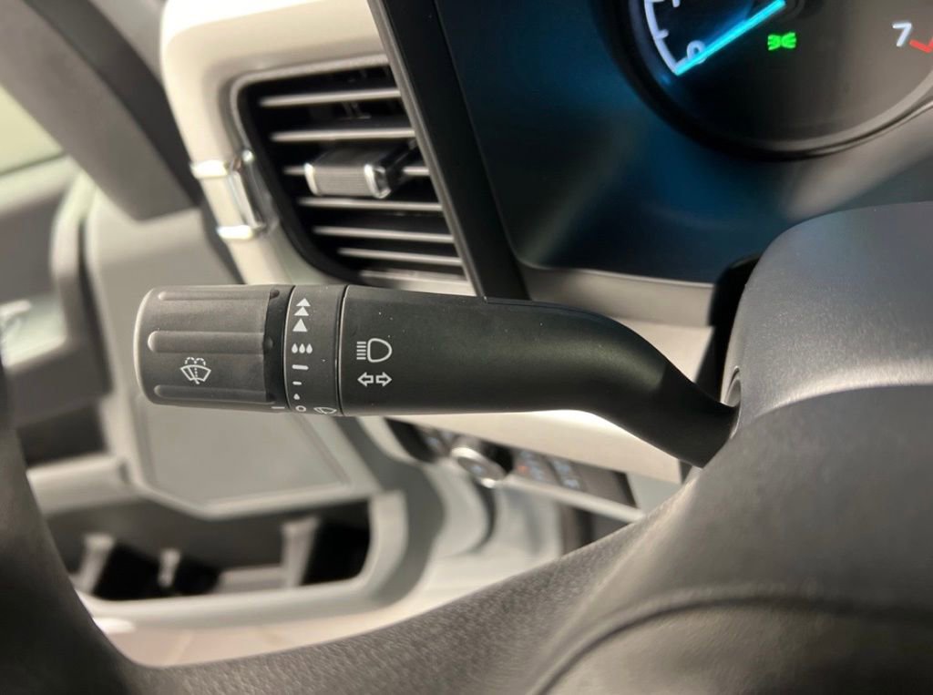 New 2026 Ford F250 XL w/ XL Chrome Package image 19