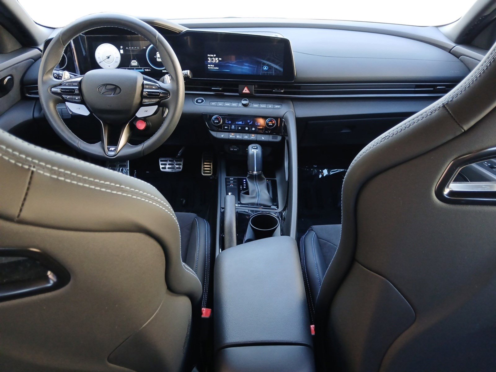 Certified 2025 Hyundai Elantra N Base image 10