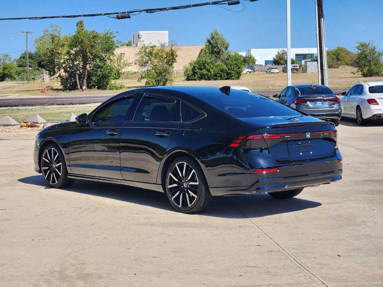 Used 2023 Honda Accord Touring image 7