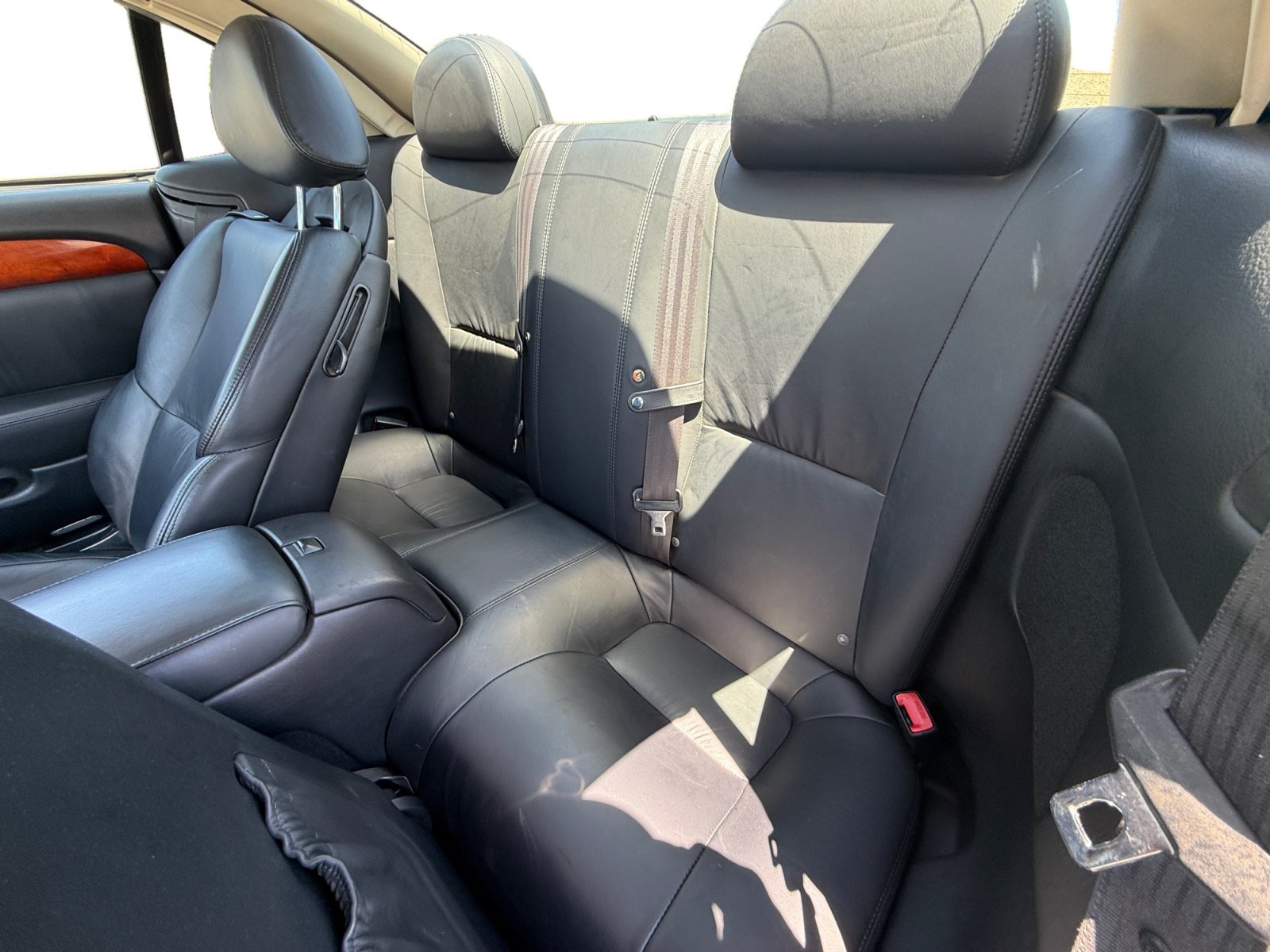 Used 2005 Lexus SC 430 Convertible w/ Preferred Accessory Pkg RWD image 16