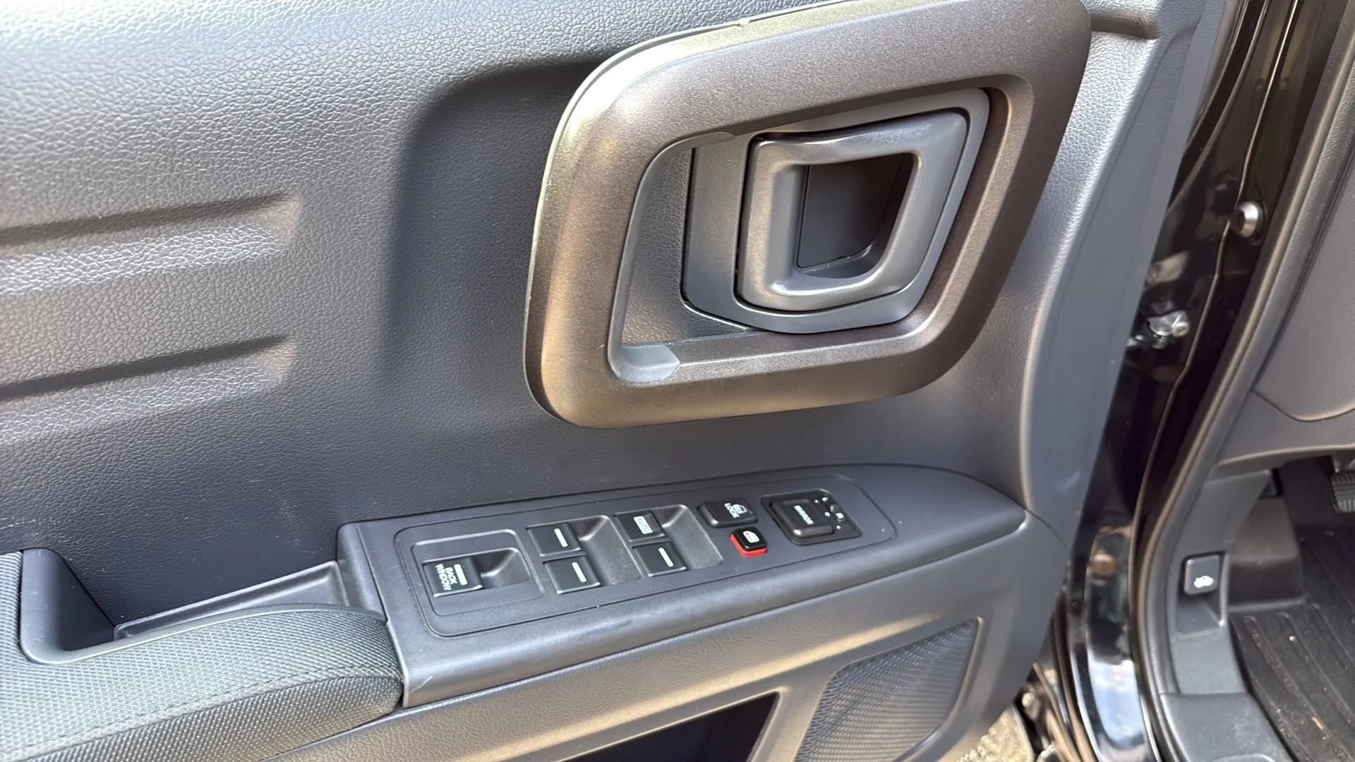Used 2013 Honda Ridgeline Sport image 14