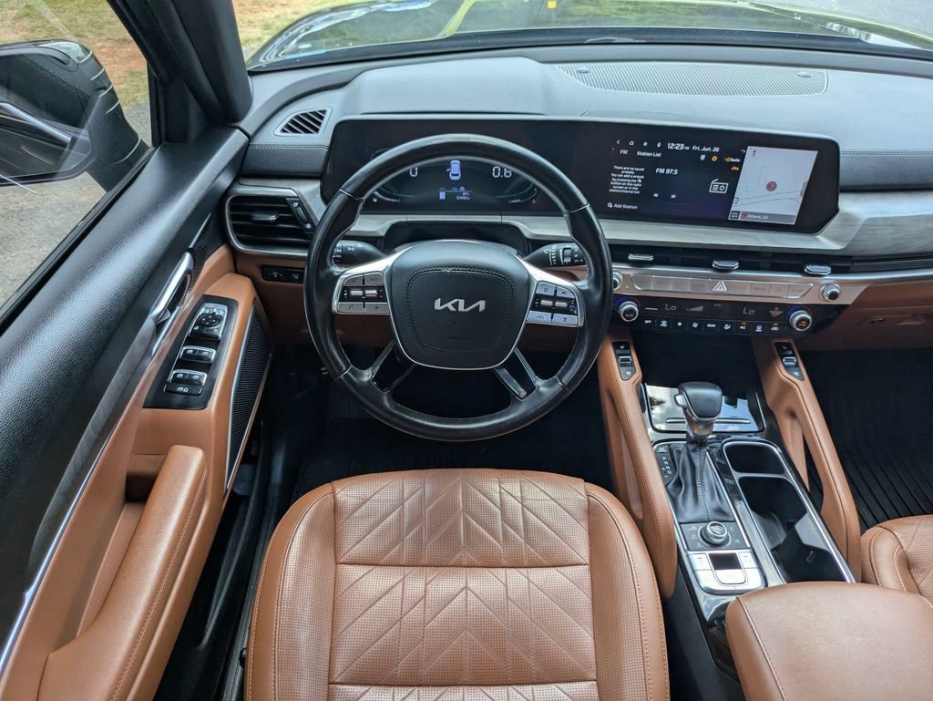 Used 2023 Kia Telluride EX X-Line AWD/4WD image 18