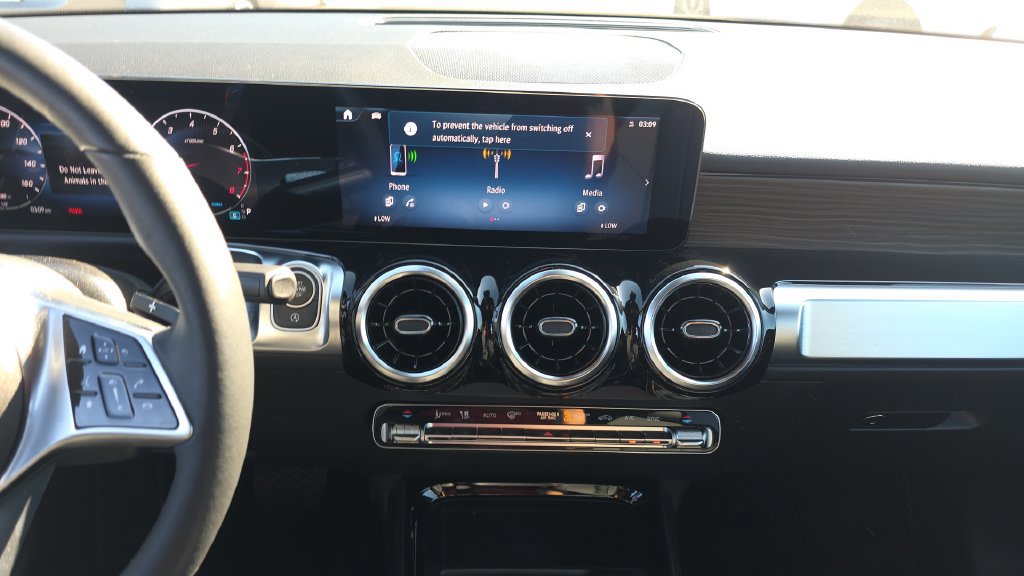 Certified 2025 Mercedes-Benz GLB 250 4MATIC image 25